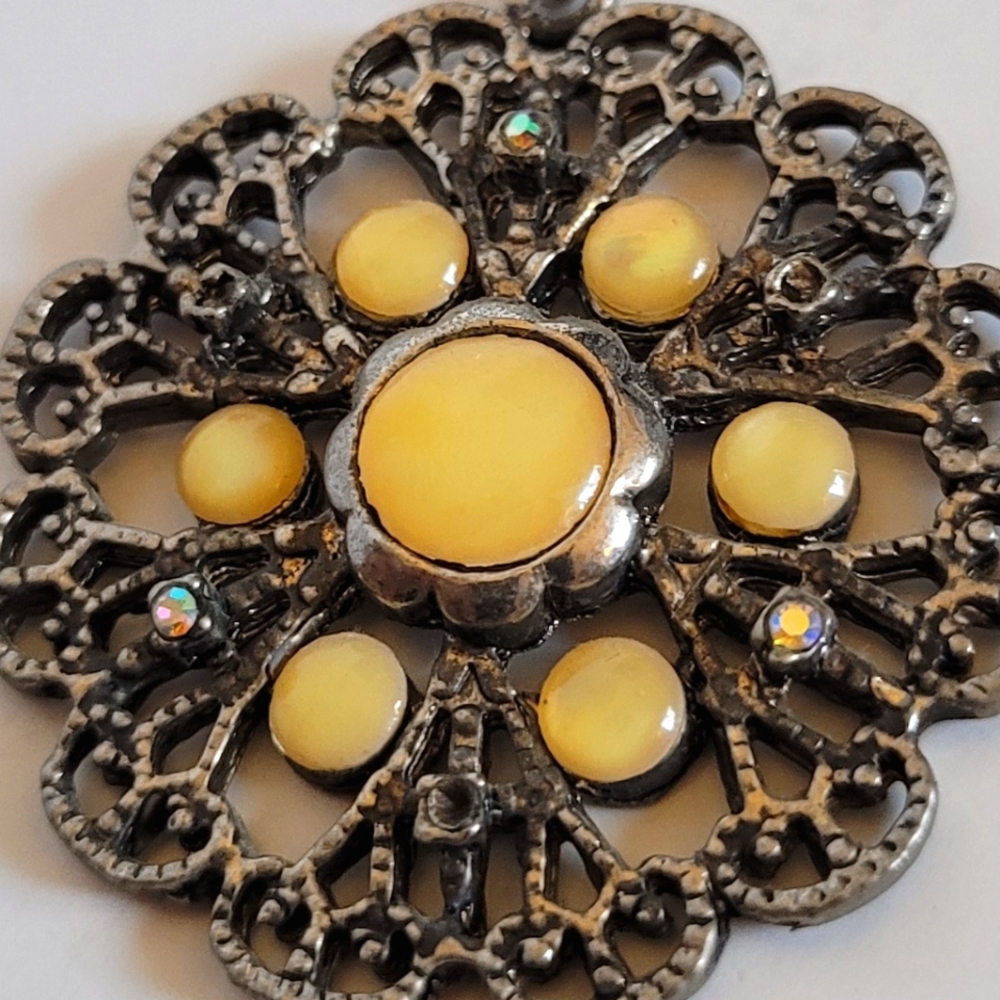 Necklace - Picture 4 of 5